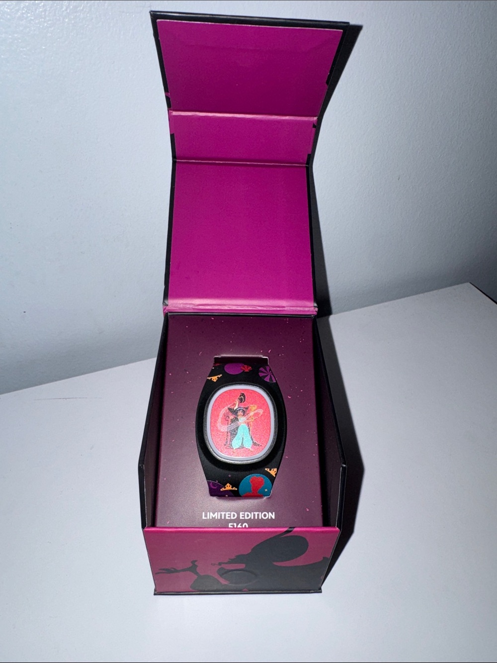 Disney Magic band plus Limited Edition  Princess Jasmine and Jafar